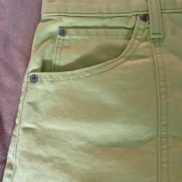 Levi’s High Waisted Mom Shorts Daiquiri Green New Without Tags Size 30 - Picture 5 of 11